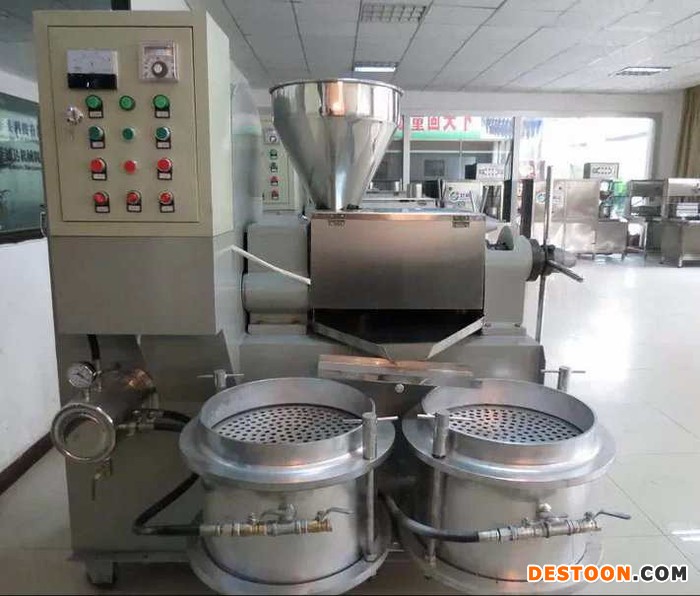 液压榨油机和螺旋榨油机  农村榨油机  压榨榨油机   胡麻榨油机设备  小型榨油机成套设备