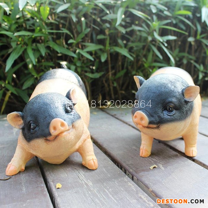 玻璃钢黑猪雕塑 公园动物摆件