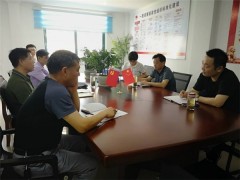 晋中市农机化展开中心来我县展开农机化重点义务综合反省