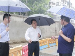 泰州泰州市政府门户网站 泰州要闻 泰州市委书记史立军专题调研郊区民生事业展开情况