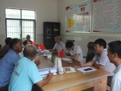 市级农业扶贫产业展开指点员到新干县展开科技效力义务