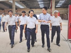 市委副书记严允一行莅临我县调研农业农村任务