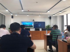 红谷滩新区交通局参与关于增强出口食品和冷链食操行业疫情防控任务会议