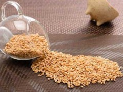 小麦种植技巧：小麦迷信拌种与小麦叶面喷肥要点