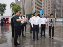 泰州泰州市政府门户网站 泰州要闻 泰州市长朱立凡赴姜堰展开回选区访选民活动