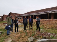 省农业农村厅和省生态环境厅组成结合反省组到鹰潭市反省大型规模养殖场畜禽粪污资源化情况