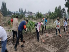 弘扬抗洪肉体 凝聚抢险力气——雨城区农业农村局深化抗洪抢险一线
