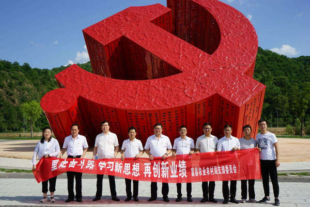 0c3209405f496ef826297a050139997.jpg 0c3209405f496ef826297a050139997.jpg