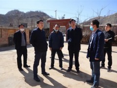 延川：县委书记张永祥到永坪镇调研脱贫攻坚义务