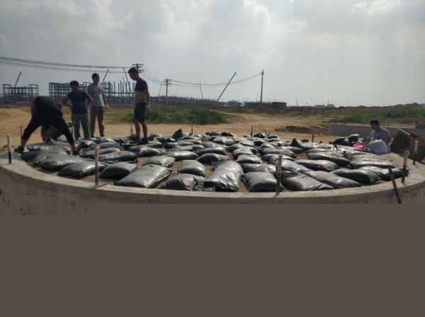 甘肃张掖沥青砂罐底防腐施工简单验收合格