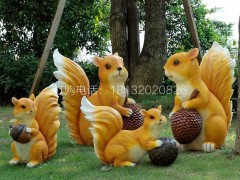 玻璃钢玩松子狐狸  公园仿真动物摆件