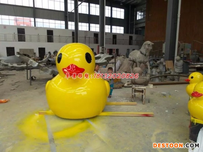 大黄鸭雕塑，黄鸭子雕塑