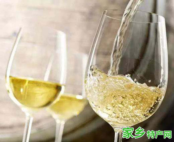 白葡萄酒 -山东青岛市特产