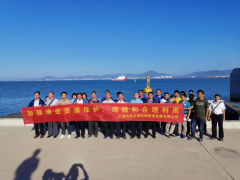 展开三亚凤凰岛国际邮轮港二期工程项目海洋生态修复工程增殖放流活动