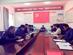 鹤壁市畜牧中心党支部结合杨庄村党支部展开主题教育“四共”活动暨专题组织生活会