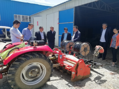 陕西省农机产业技术体系专家来宝鸡展开产业脱贫调研-宝鸡鹤壁市农业农村局