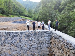 安康：晋中市畜牧兽医中心调研指点镇坪县生猪产业增产保供