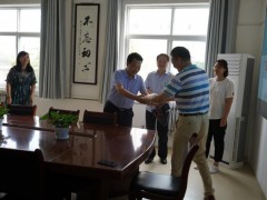 渭南：大荔县农业农村局慰劳产业脱贫中包村包户的初级职称农技人员