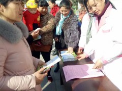 卜集镇：“三到位”做好收费孕检促优生