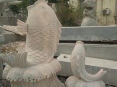 石雕动物鱼海鲜锦鲤喷泉池塘喷水雕塑