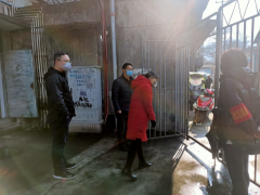 雅安市农业农村局积极协助社区 展开“联包帮”大院疫情防控义务