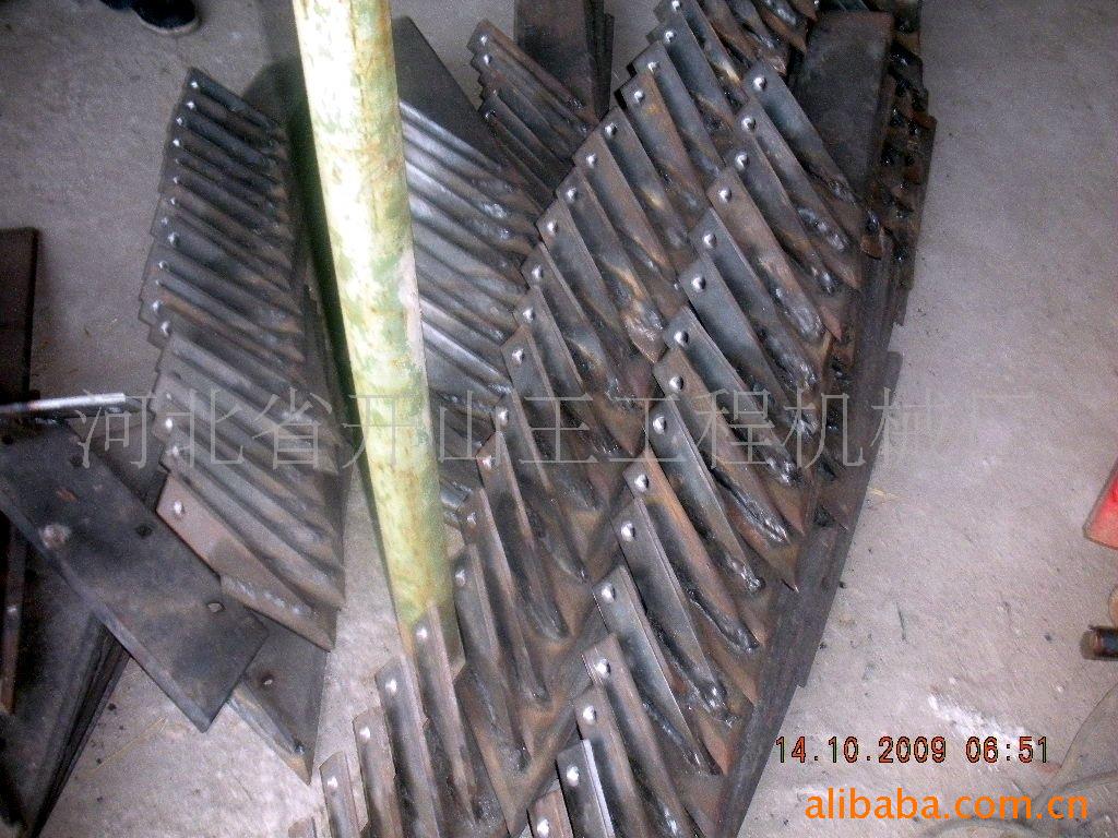 供应各种热处理耐磨防断犁尖 犁臂