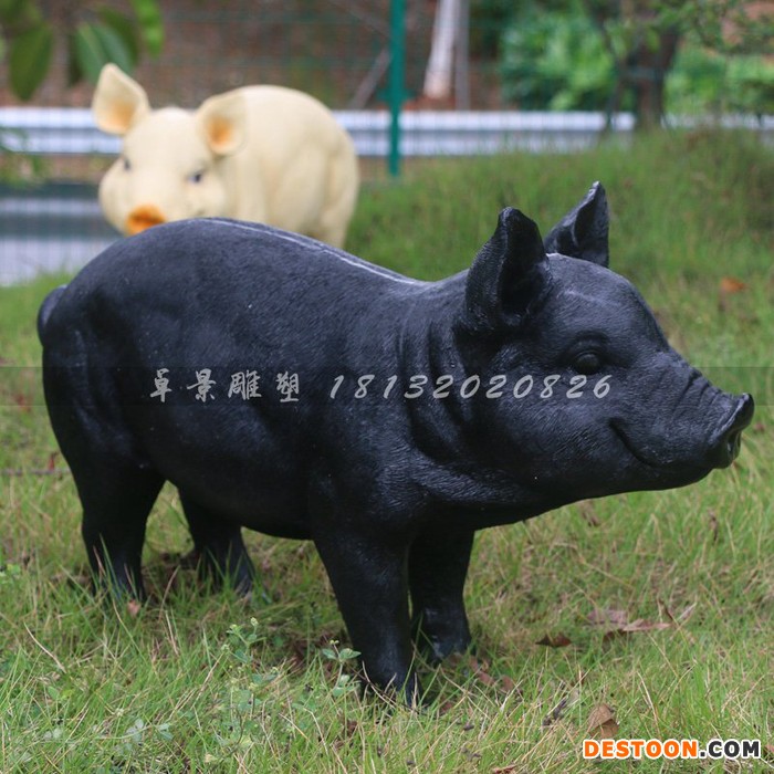 玻璃钢仿真黑猪雕塑  公园动物雕塑