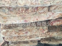 喂大嘴鲶鱼专业冻鸡肠