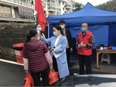 新冠虽疯狂 全员齐上岗 农业人外行动