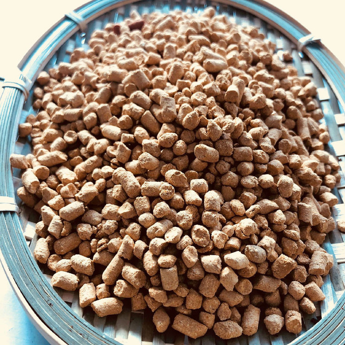 永多饲料级 辣椒粕 辣椒粉 宠物饲料原料  山楂粉  蛋鸡饲料 改善蛋黄 松针粉玉米皮粉 辣椒油可提供样品 行货