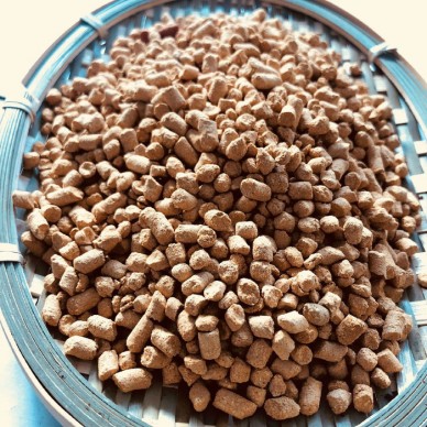 永多饲料级 辣椒粕 辣椒粉 宠物饲料原料  山楂粉  蛋鸡饲料 改善蛋黄 松针粉玉米皮粉 辣椒油可提供样品 行货