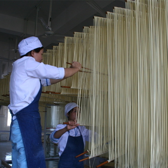 厂家直销自动爬杆挂面机