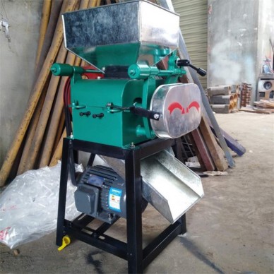 苏州  黄豆压扁机 酿酒公用粮食挤扁机