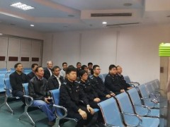 据守执法初心  共护长江生态江阴市农林水利执法大队展开“不忘初心 牢记使命”主题教育护渔活动