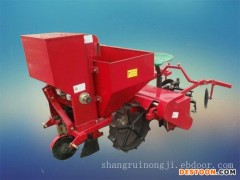 土豆种植机