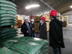 晋中市农业综合执法支队展开春季农资消费运营单位调研义务暨“防疫复工‘双线’作...