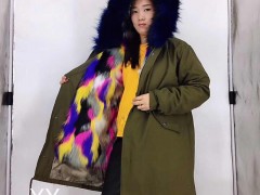 爆款秋冬男女通穿可拆卸派克服 精仿狐狸毛大毛领外套批发