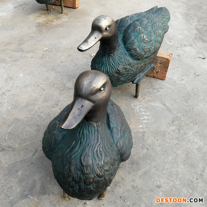 户外花园林景观玻璃钢仿真鸭子雕塑摆件动物鸭庭院别墅小区装饰