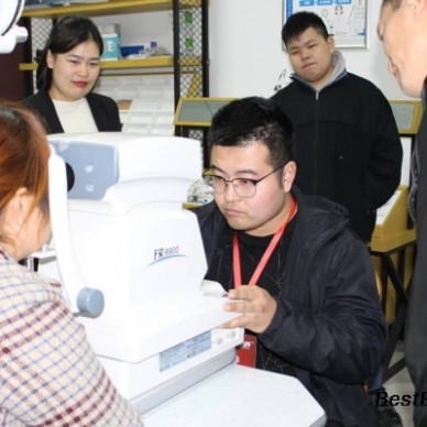 眼镜店经营产品技术是关键