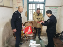 长汀县春节前慰劳困难渔工