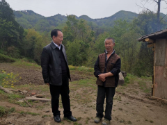 安康：崔用慧深化汉滨区关家镇暗访督导产业扶贫“三排查三清零”义务