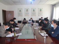 平凉市农科院召开2020年第二次党委理论中心组学习会