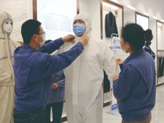 非无菌可重复运用隔离衣量产 月产能7万件-南通泰州市人民政府