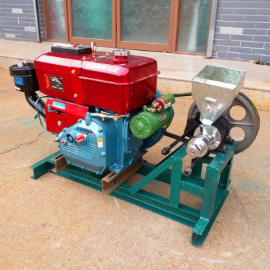 热销五谷杂粮香酥果机 双螺杆罗套膨化机 糖酥果膨化机