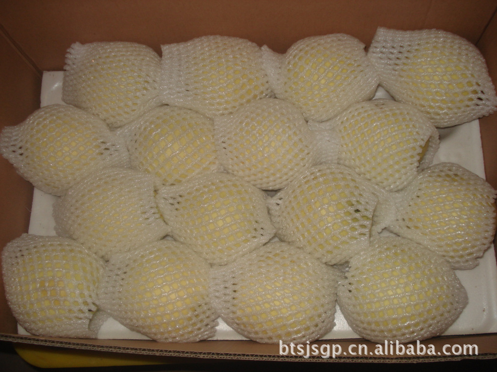 供应外观美、品质优、果肉香甜的皇冠梨.