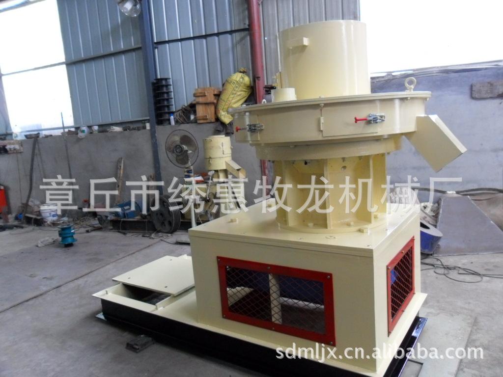 新型颗粒机平模颗粒机320#环模颗粒机饲料制粒机型号齐全