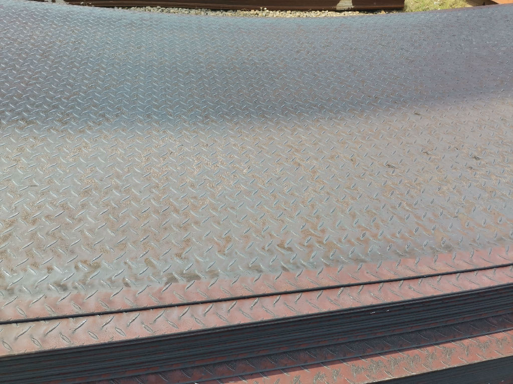 满益钢材扁豆形花纹板齐齐哈尔7.5mm花纹板按图加工